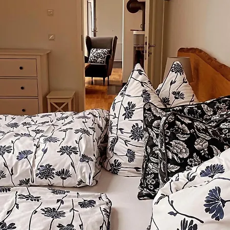 Gaestehaus Ferienwohnung, Reda Апартаменты Lausnitz