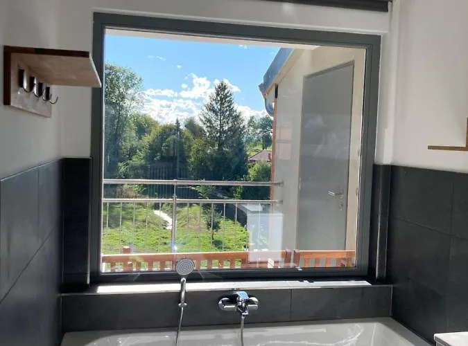 Gaestehaus Ferienwohnung, Reda Lausnitz