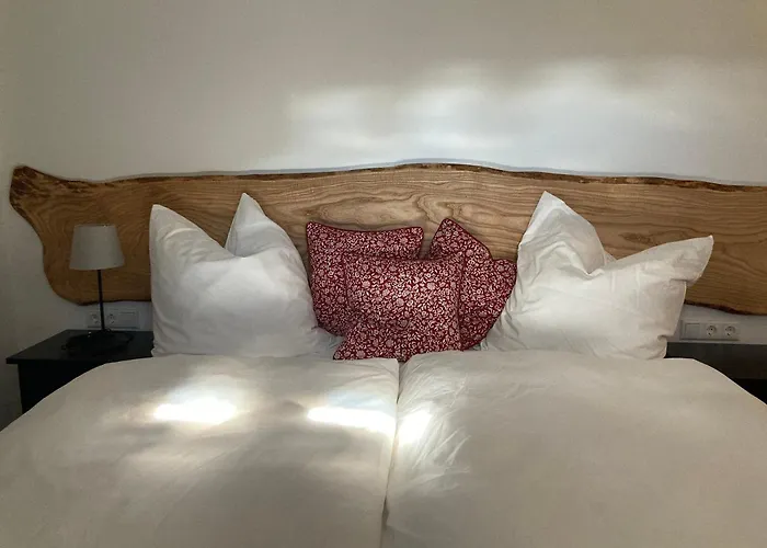 Gaestehaus Ferienwohnung, Reda * Lausnitz